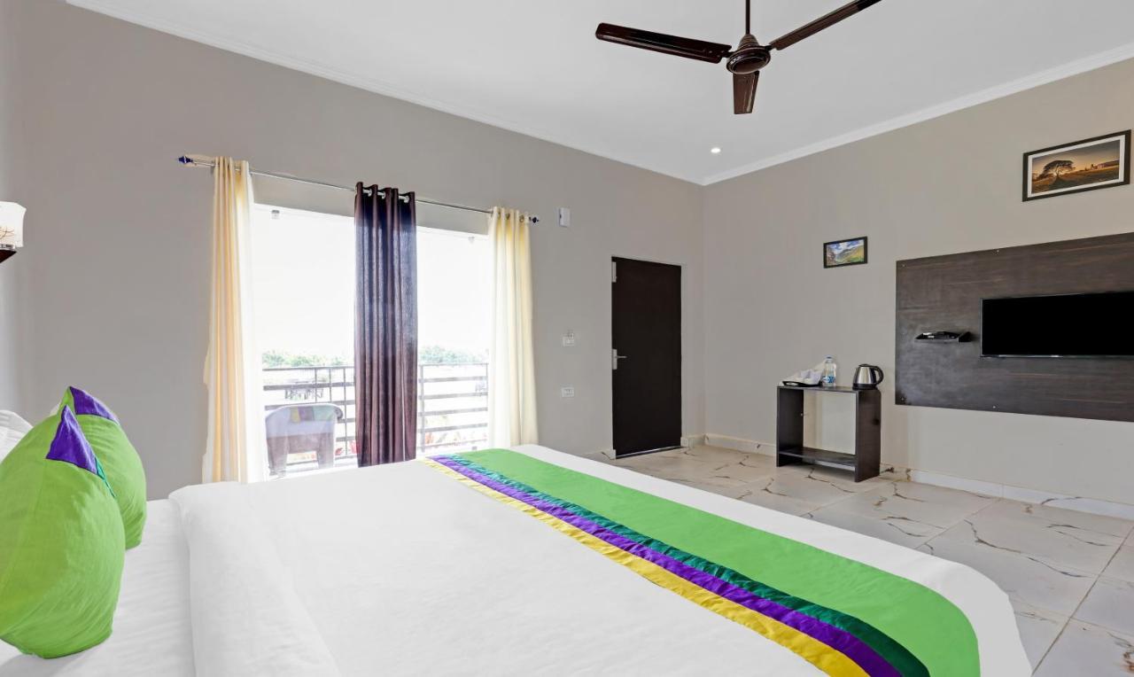 Treebo Kaira Resort With Pool View, 5 Km From Jim Corbett Jungle Safari Rāmnagar Exterior foto